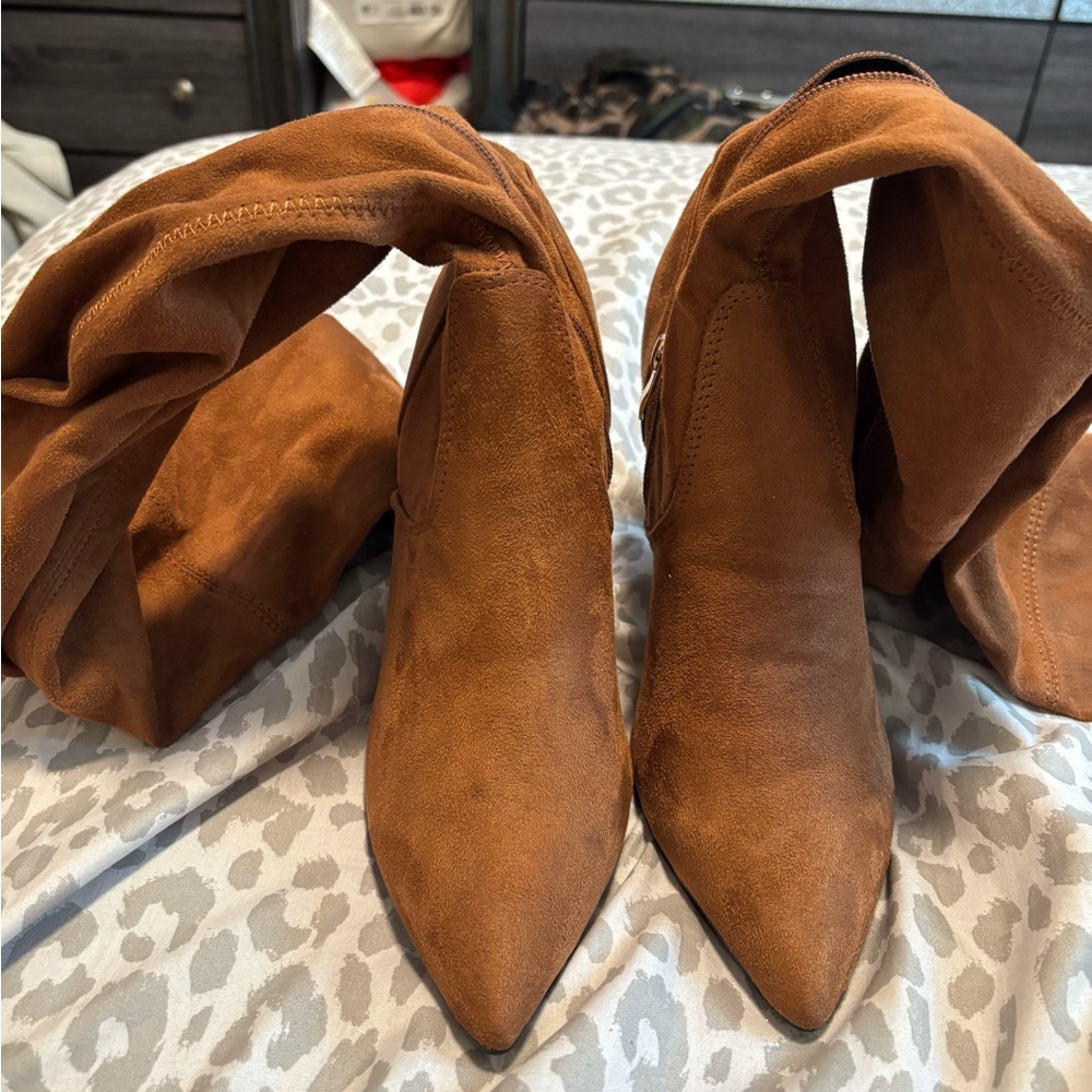 Elegant Brown Suede Women's Boots